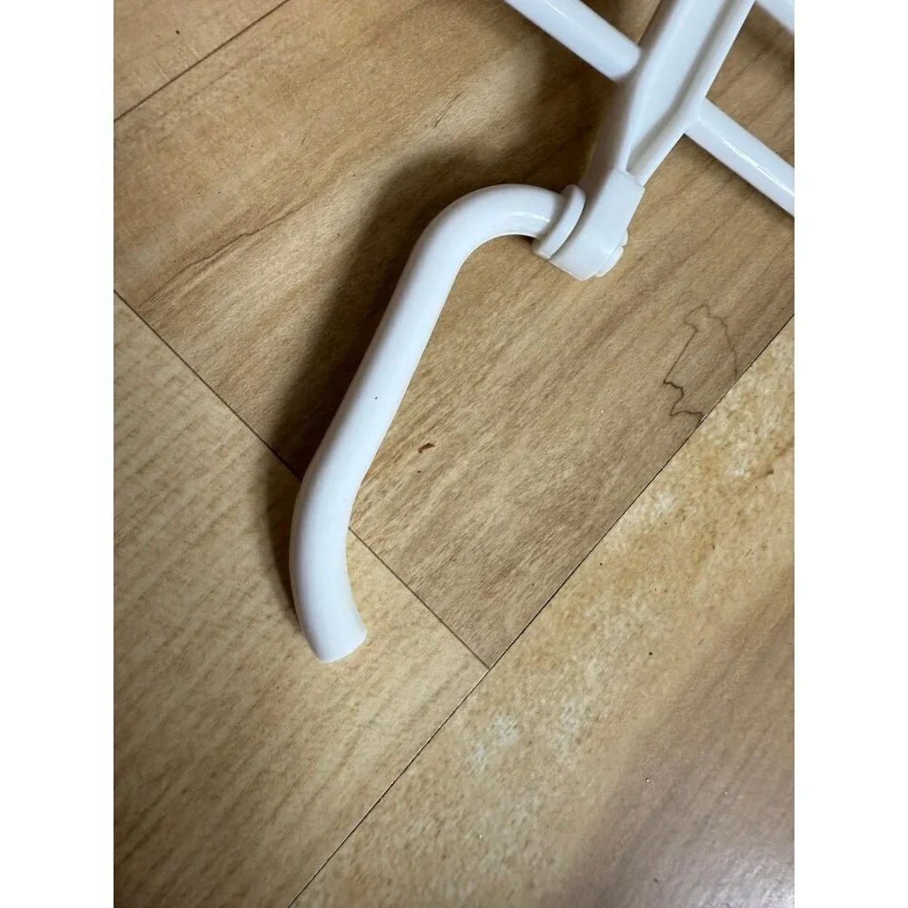 Belt hanger
